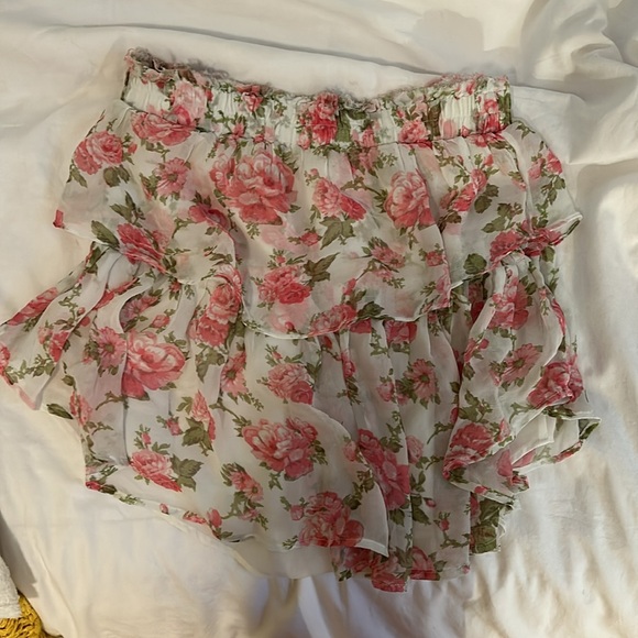 Pink and white floral LoveShackFancy Skirt - Picture 3 of 3